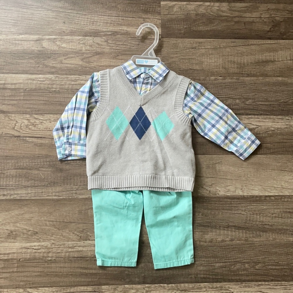 NWT 6/9 Month baby boy outfit